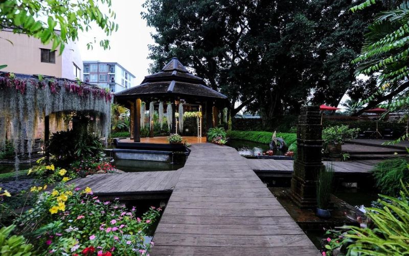 Holiday Garden Hotel Gallery 8
